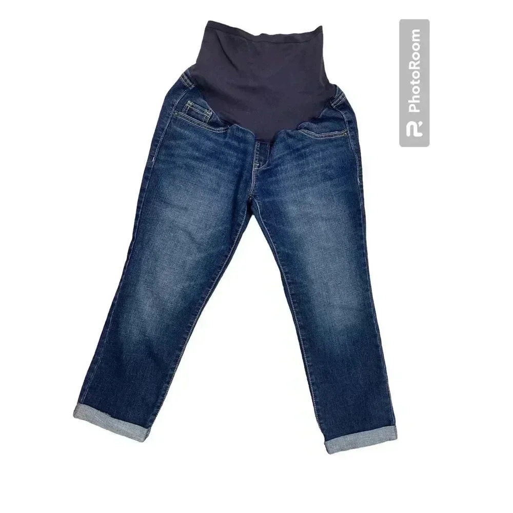 Old Navy Women’s Maternity Stretchy Capri Denim Full Panel. Size 4